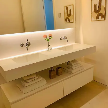 Extra Large Luxury Property With Spa, 3 Min To Marbella City Center *