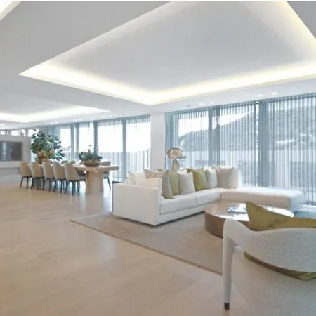 Extra Large Luxury Property With Spa, 3 Min To Marbella City Center
